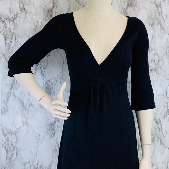 Michael Stars Dresses & Skirts - 🍍Pick 4 for $20 Michael Stars V-Neck Dress